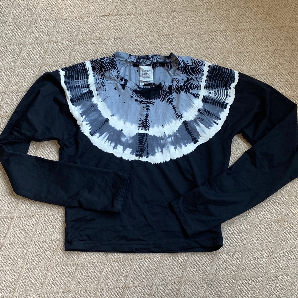 Cropped rash guard